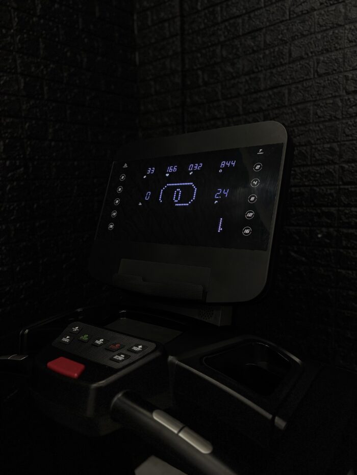 Cinta para correr profesional JBH 4000 Allure - Imagen 2